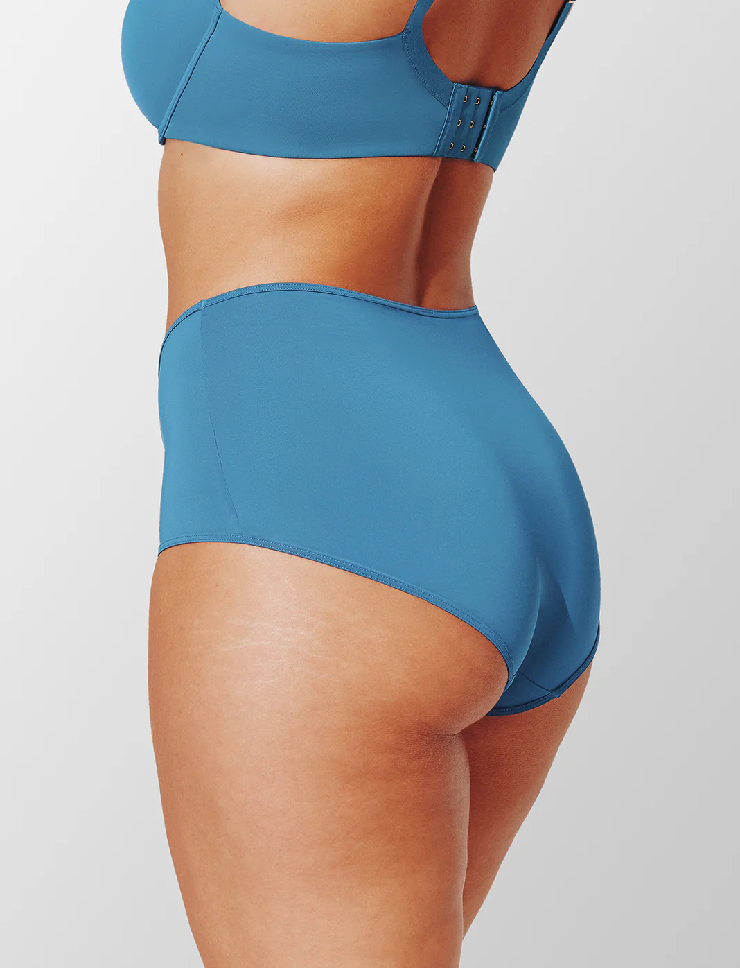 24/7® Classic Brief 3 Pack Box - Image 3