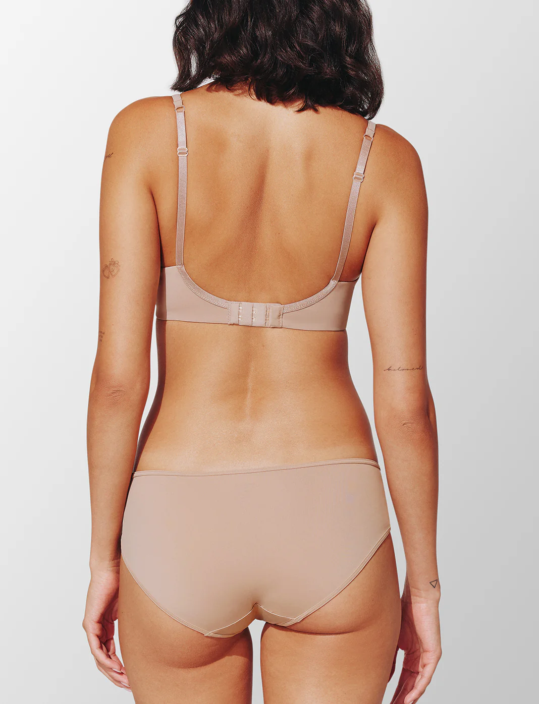 24/7® Classic Uplift Plunge Bra - Image 4