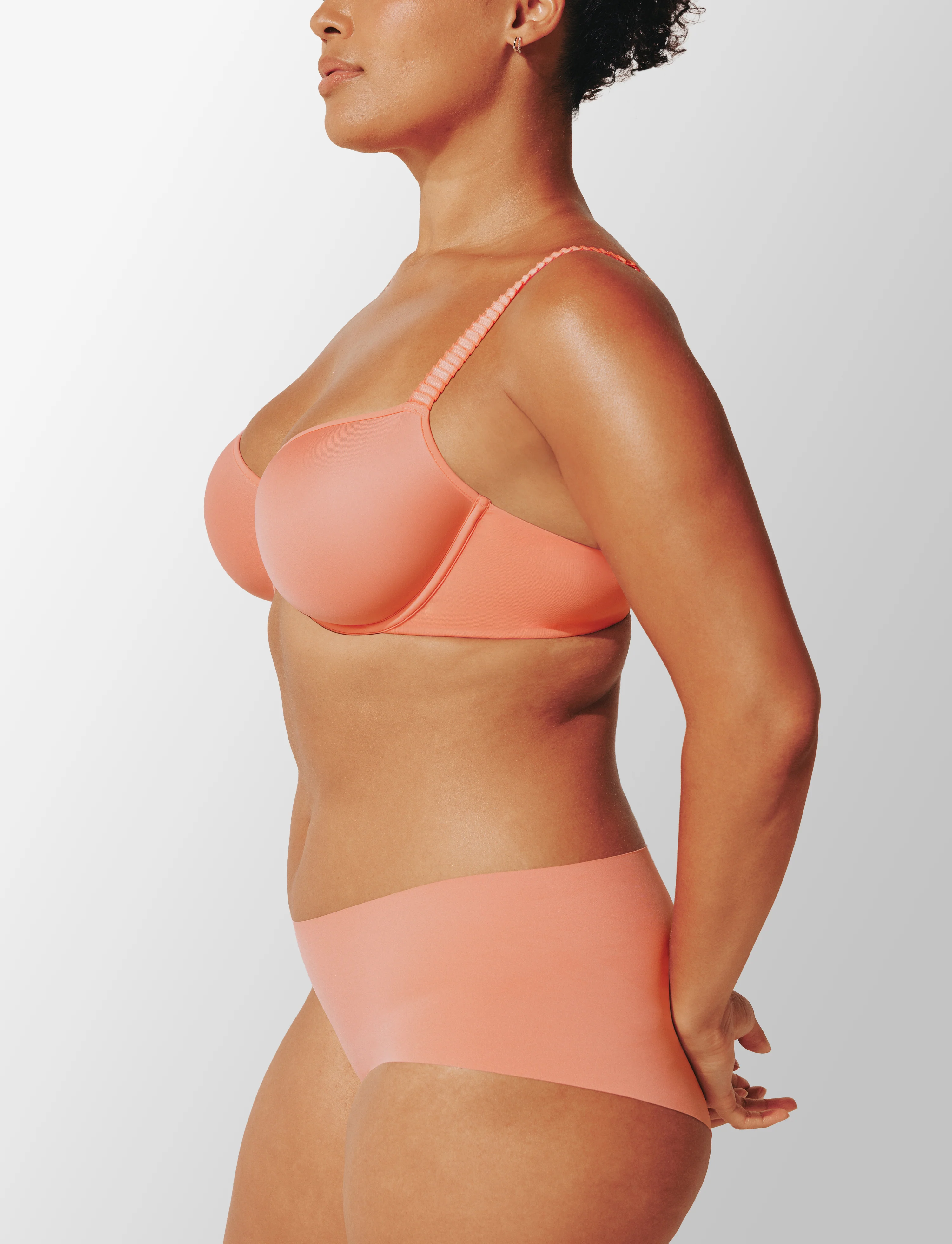 24/7® Classic T-Shirt Bra - Image 3