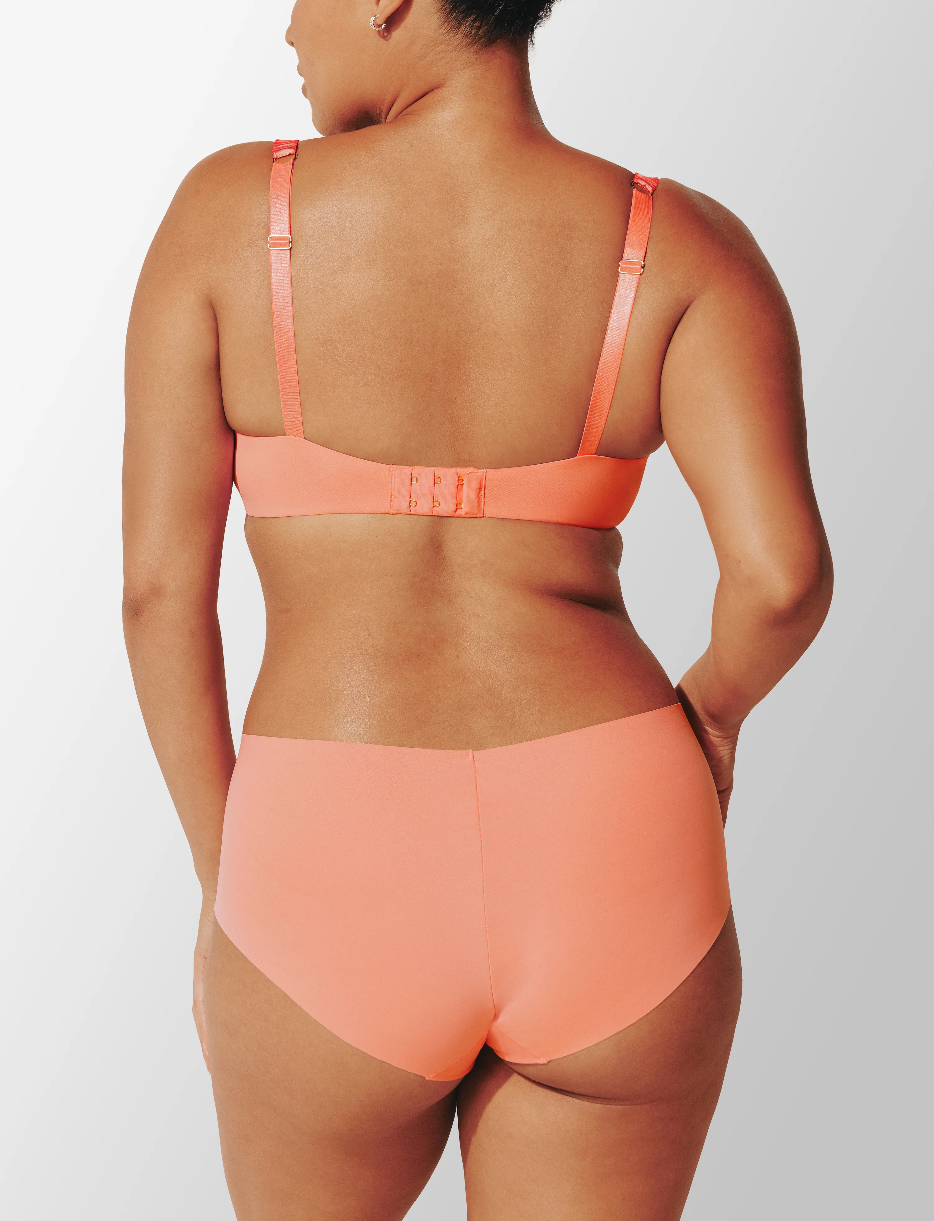 24/7® Classic T-Shirt Bra - Image 4
