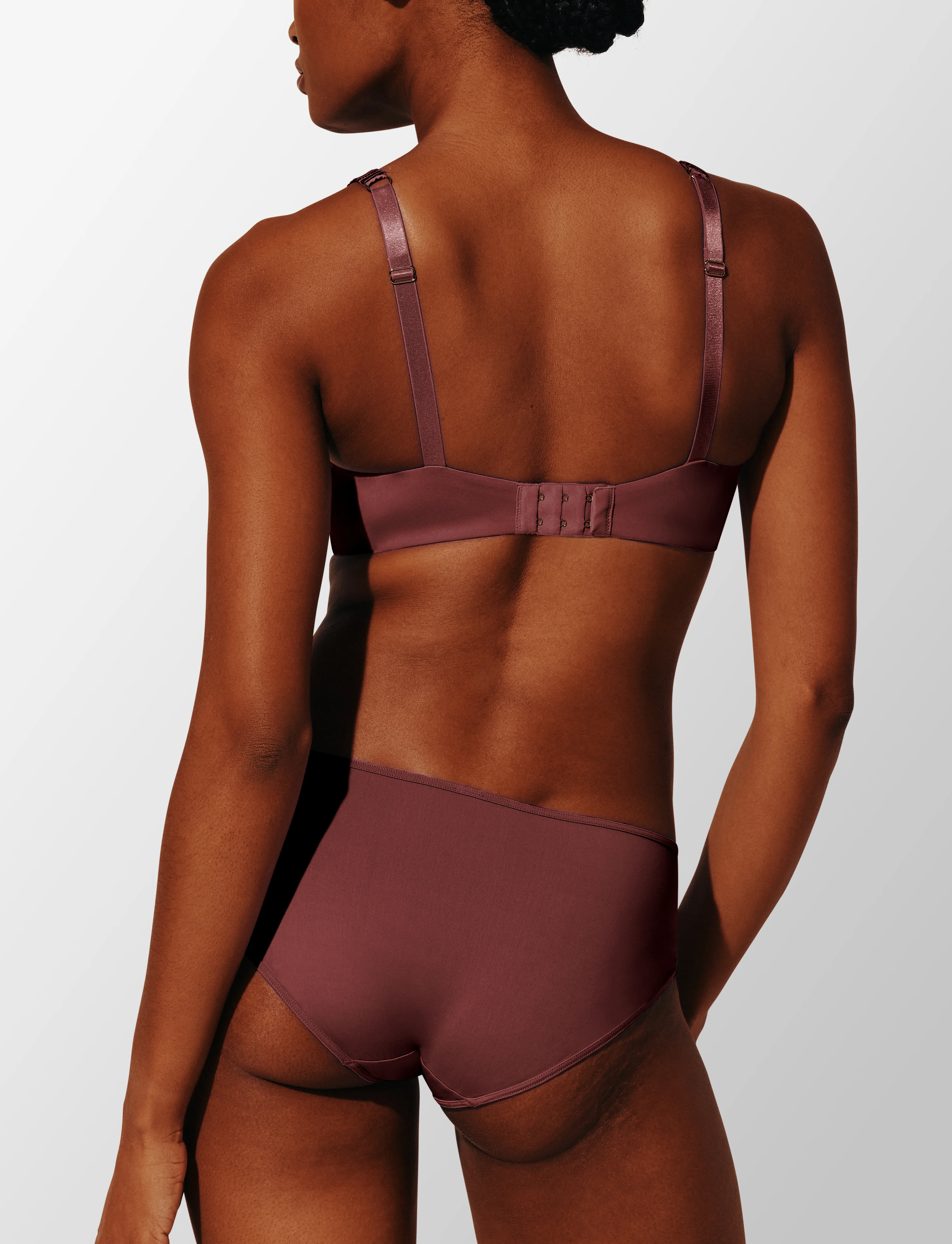 24/7® Classic T-Shirt Bra - Image 4