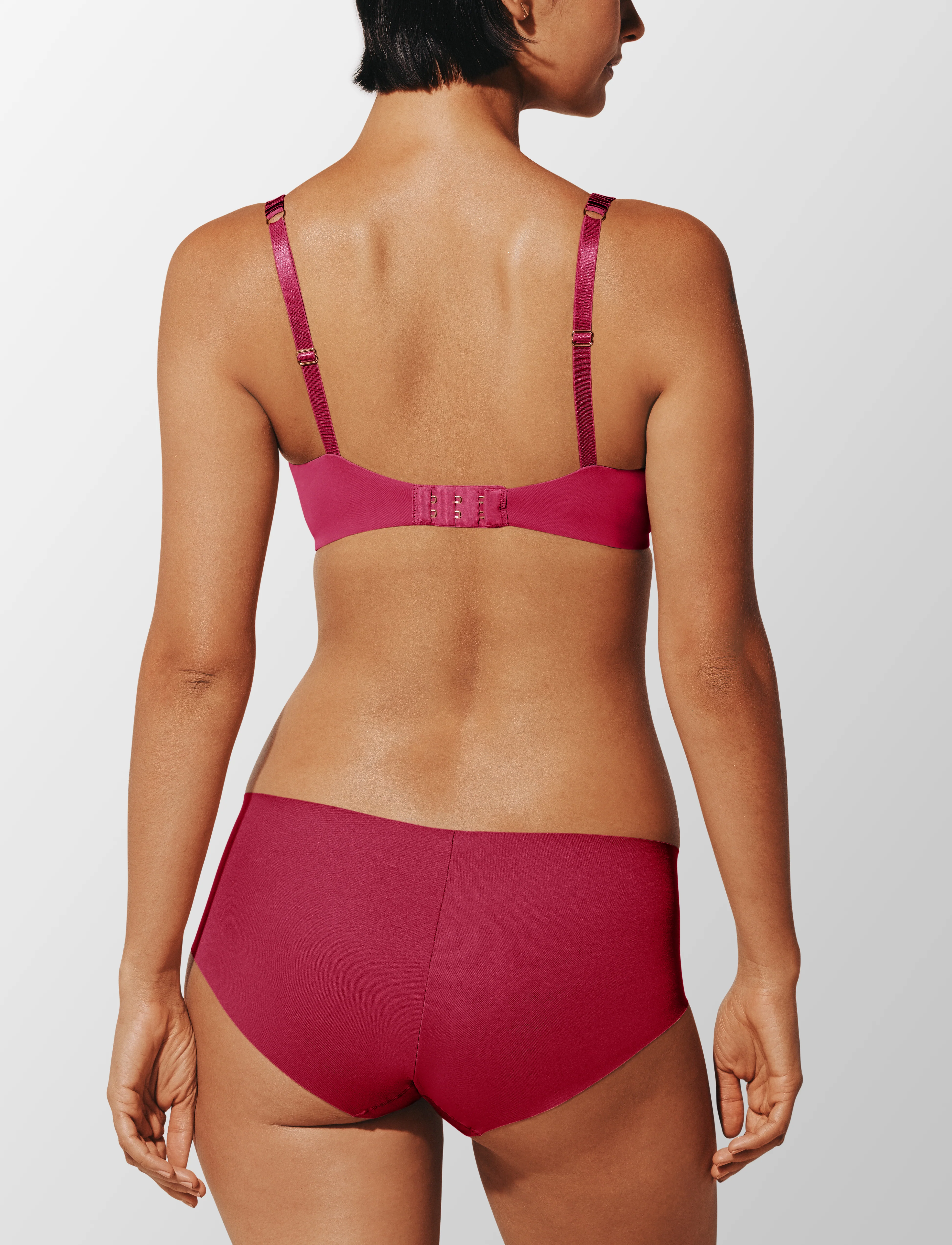 24/7® Classic T-Shirt Bra - Image 4