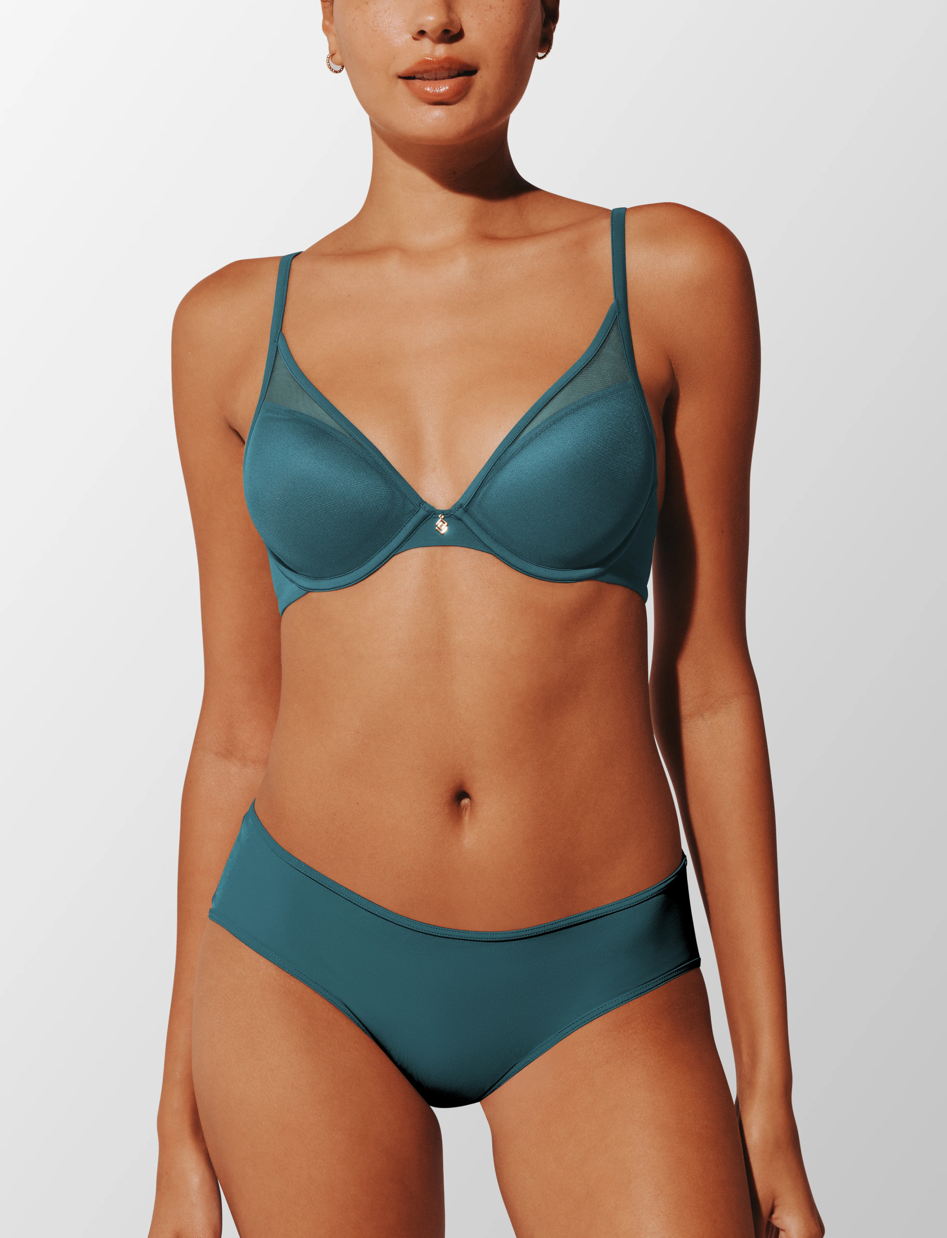 24/7® Classic Uplift Plunge Bra - Image 2
