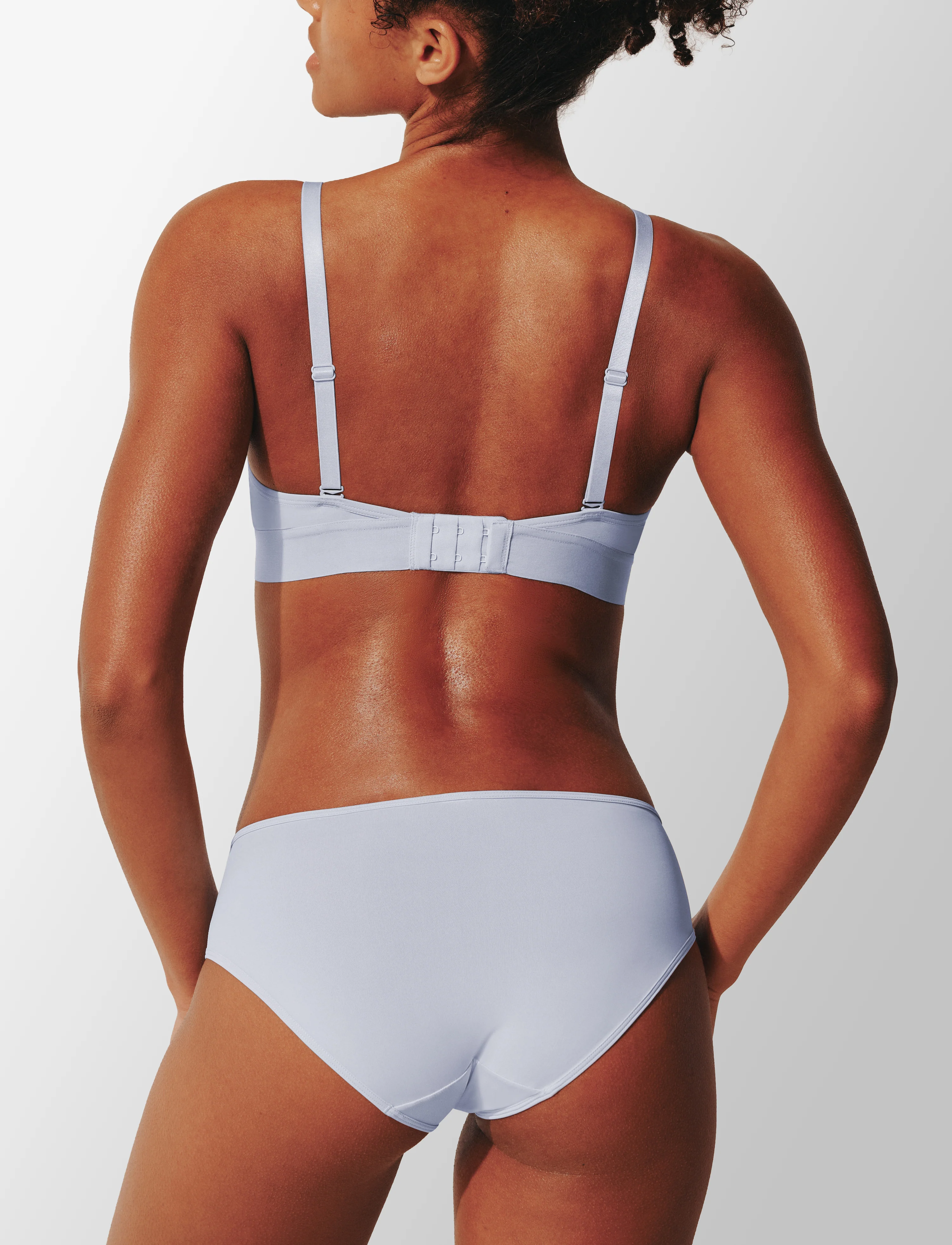 24/7® Classic Wireless Bralette - Image 4