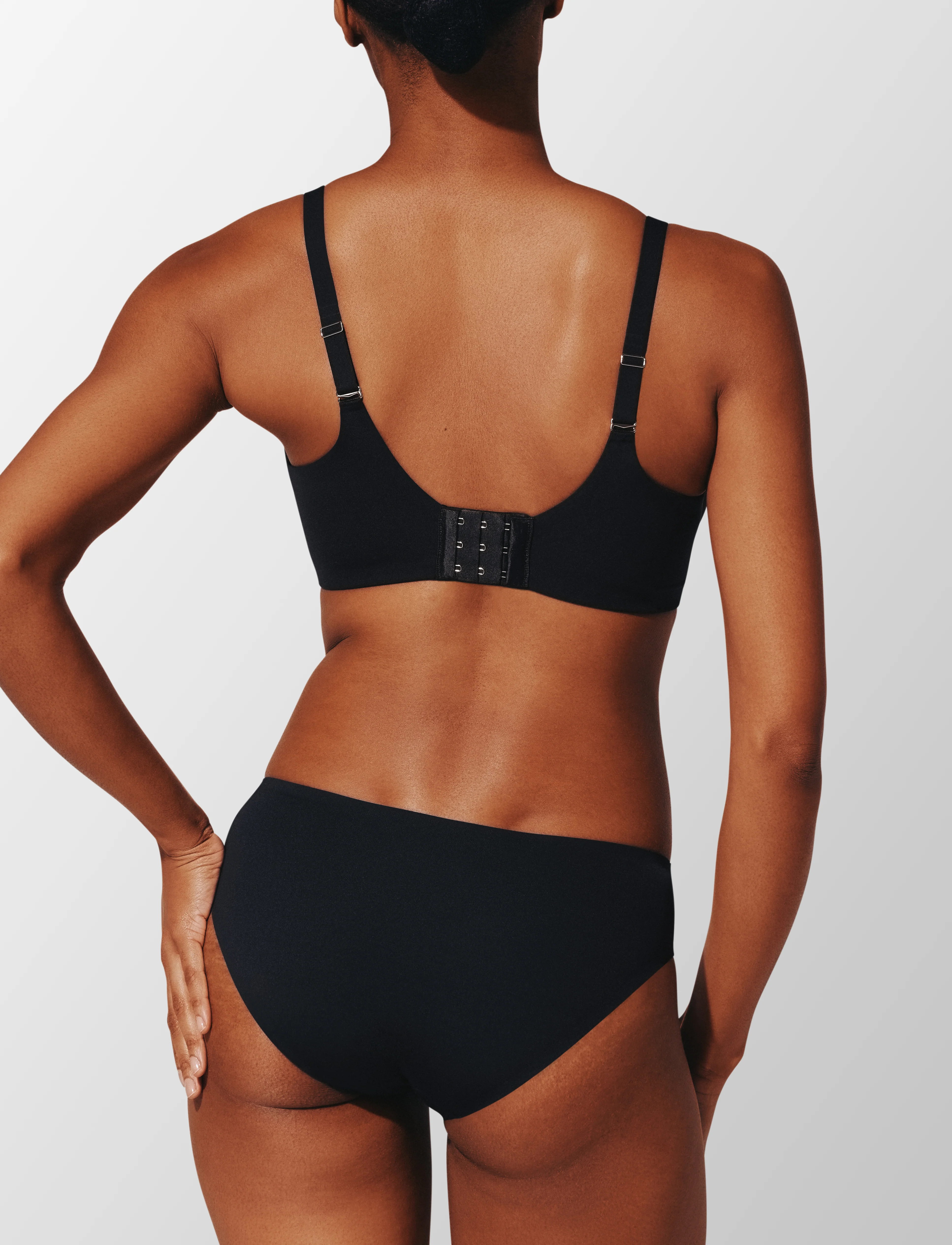 ComfortStretch Back Smoothing T-Shirt Bra - Image 4