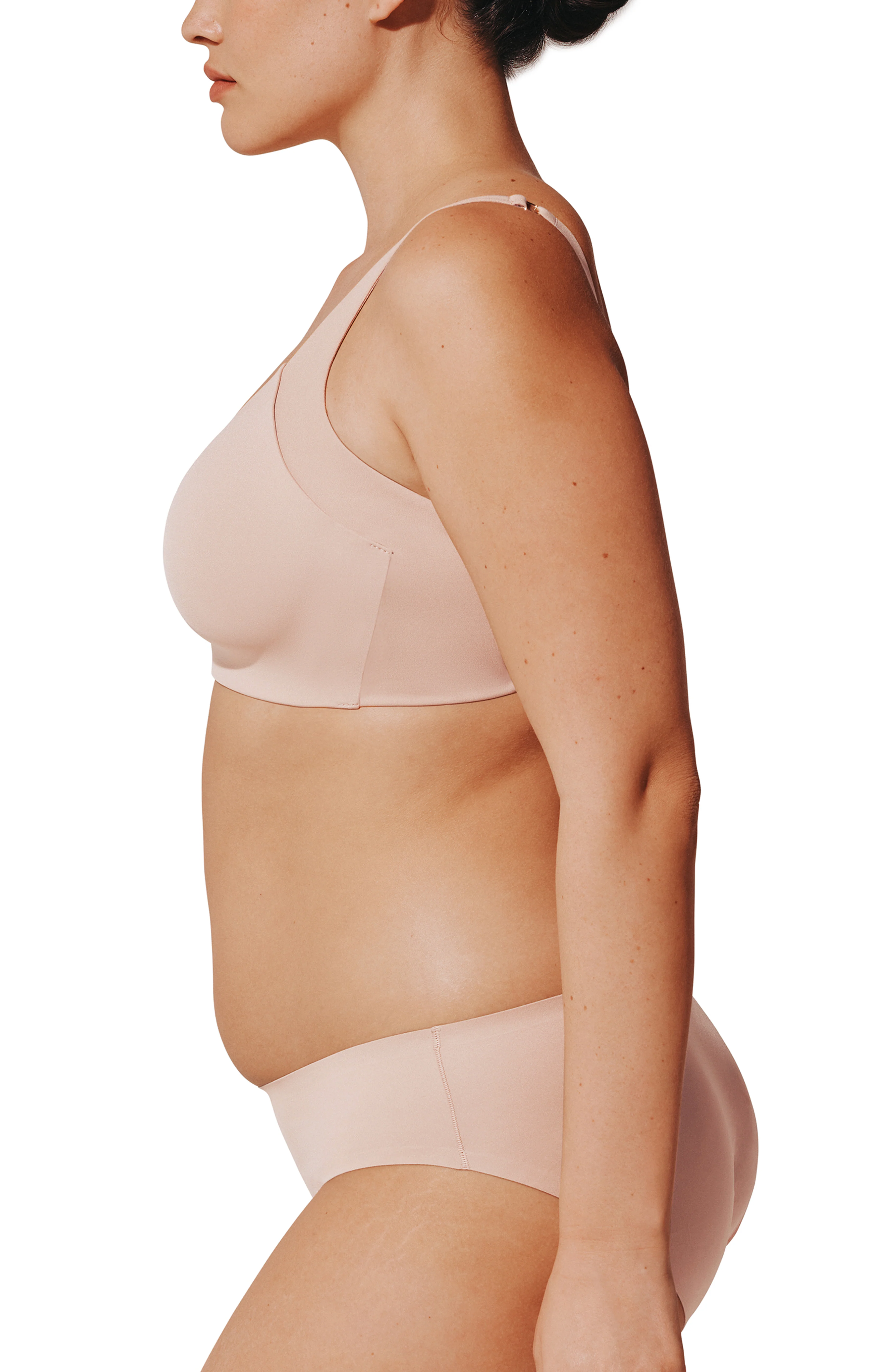 ComfortStretch Smoothing Wireless Bra - Image 3