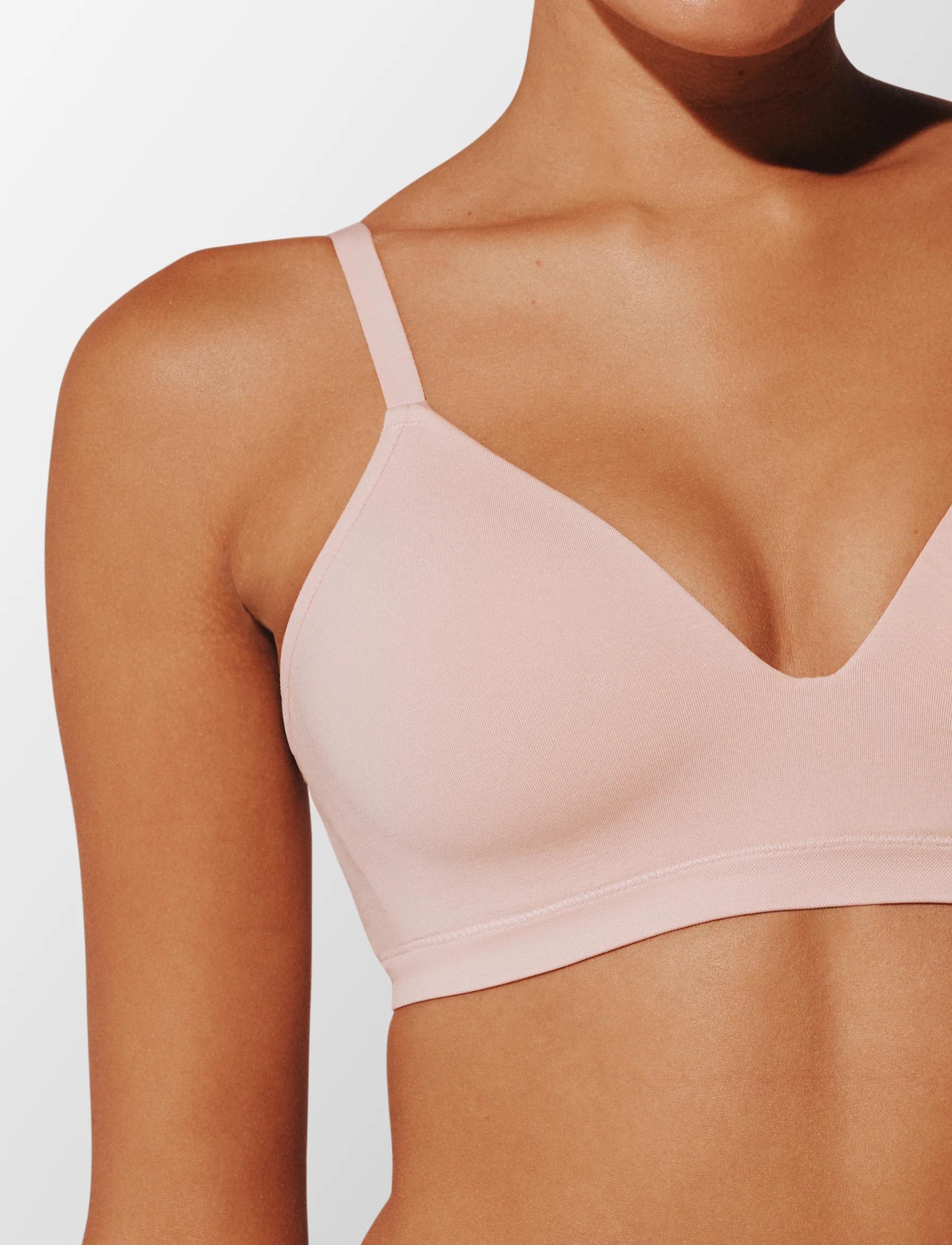 Form 360™ Lifting Wireless Bra - Image 5