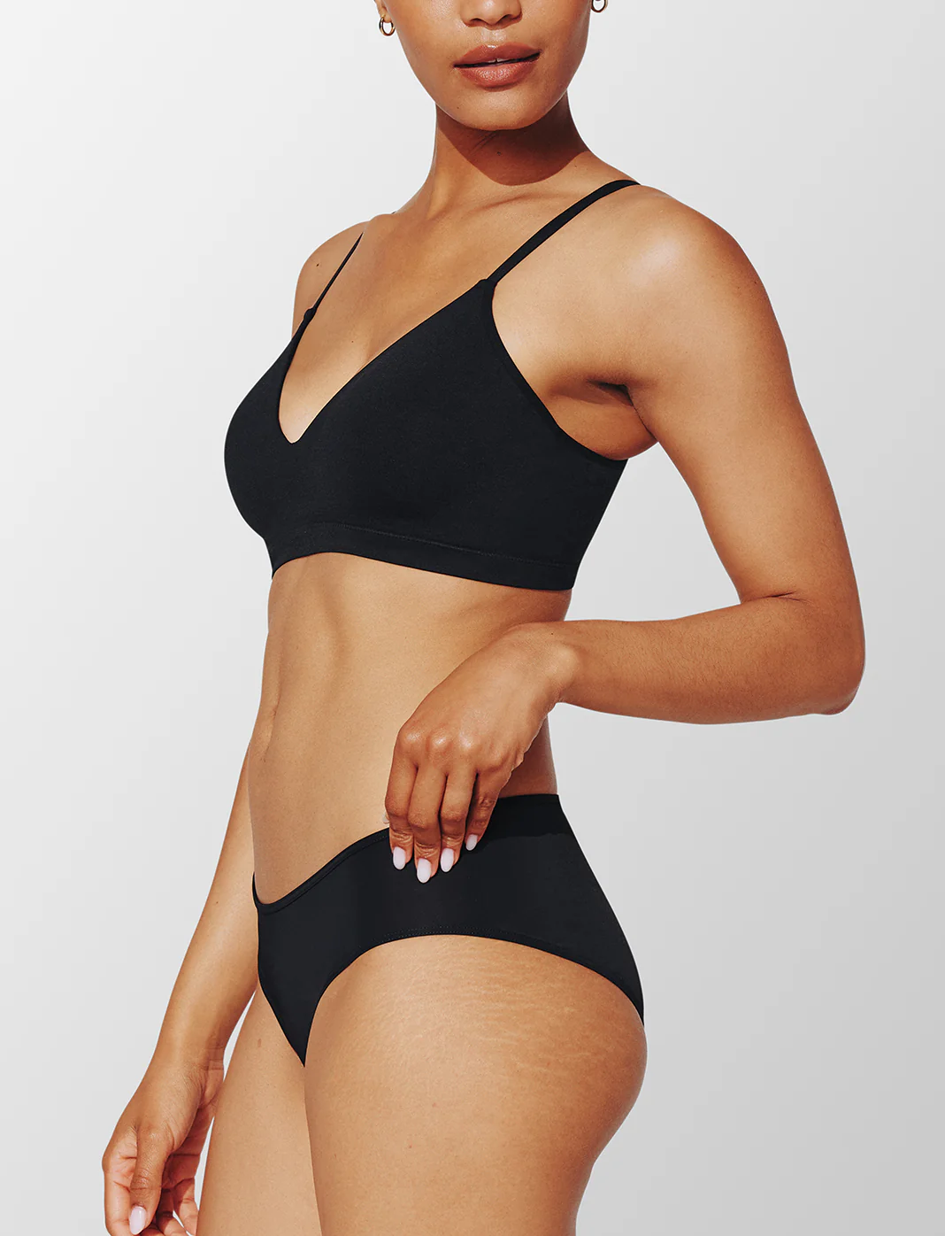 Form 360™ Lifting Wireless Bra - Image 3