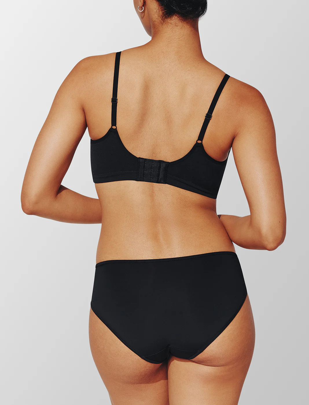 Form 360™ Lifting Wireless Bra - Image 4