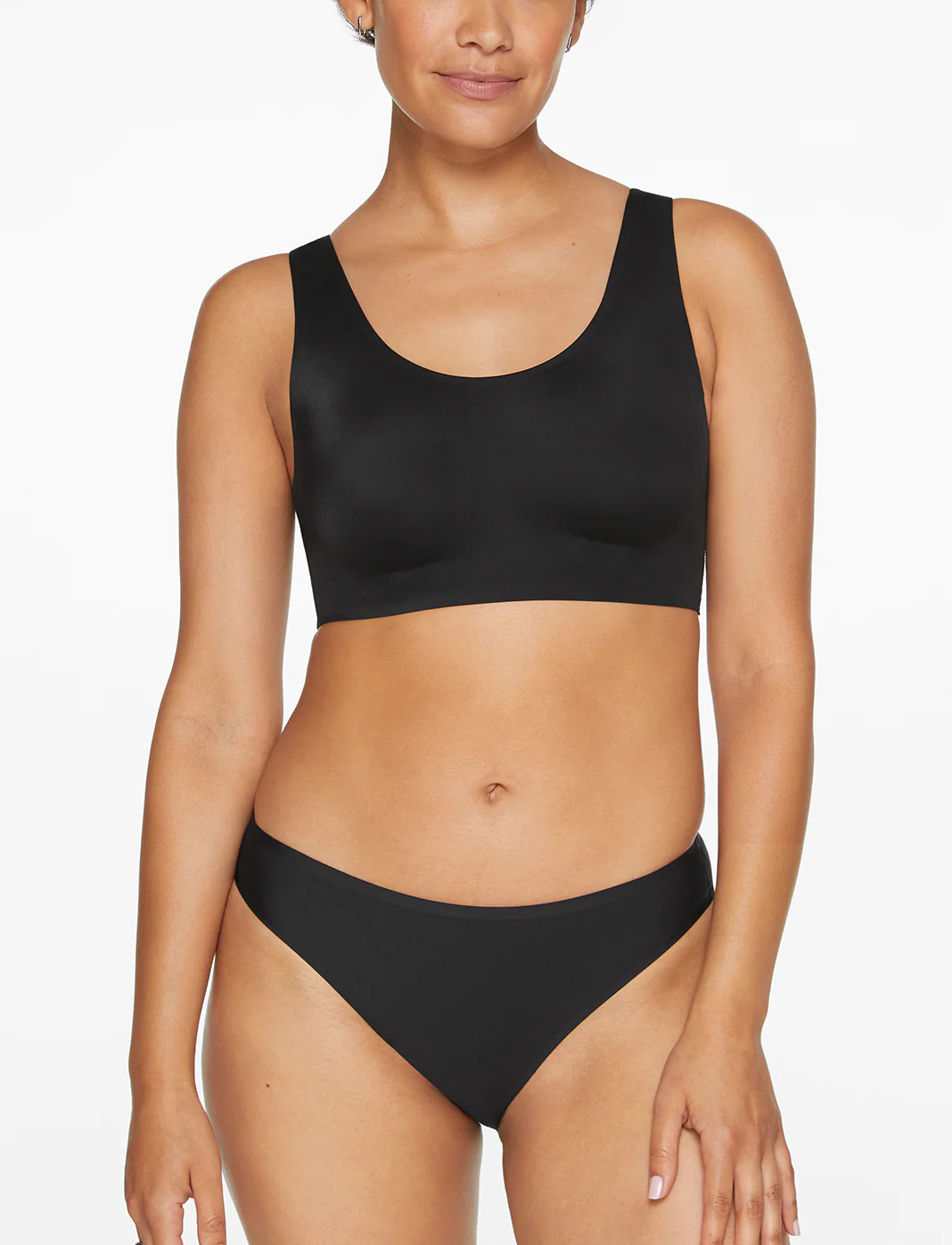 Smoothing Scoop Wireless Bra - Image 2