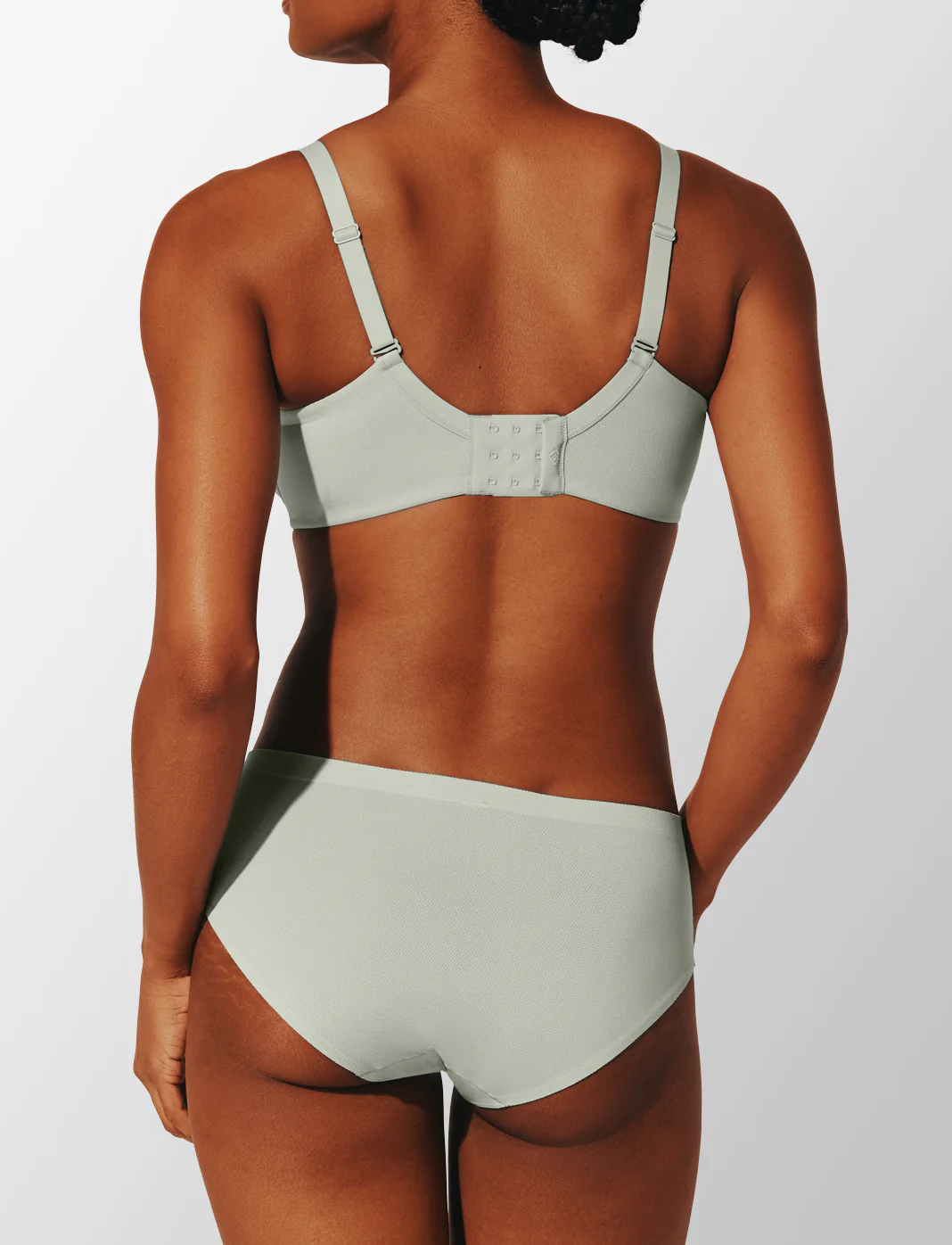 Thermoregulating TempSync™  T-Shirt Bra - Image 3