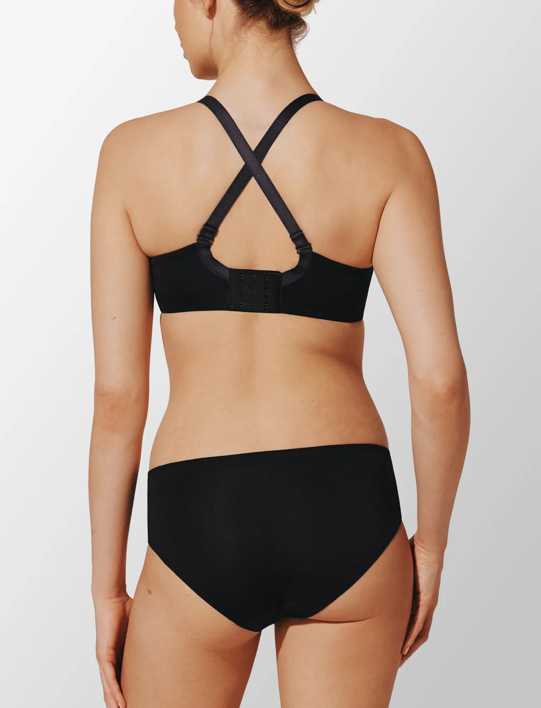 Thermoregulating TempSync™  T-Shirt Bra - Image 4