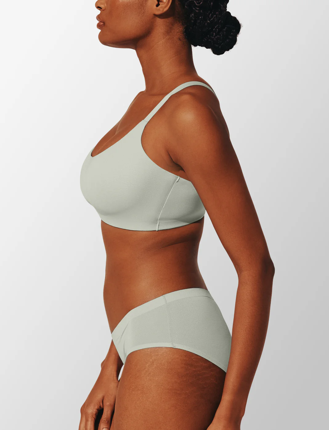 Thermoregulating TempSync™ Wireless Scoop Bra - Image 3