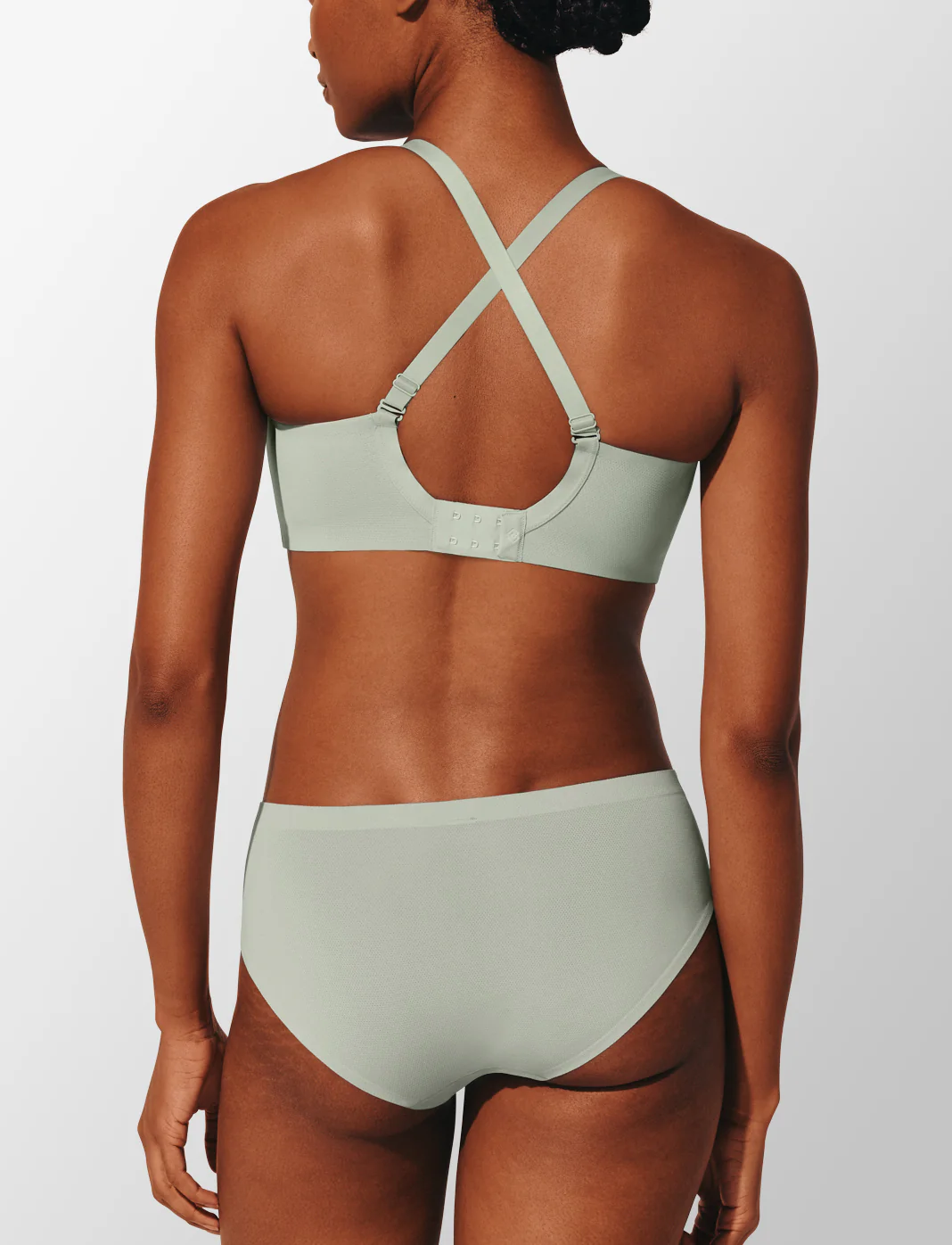 Thermoregulating TempSync™ Wireless Scoop Bra - Image 5