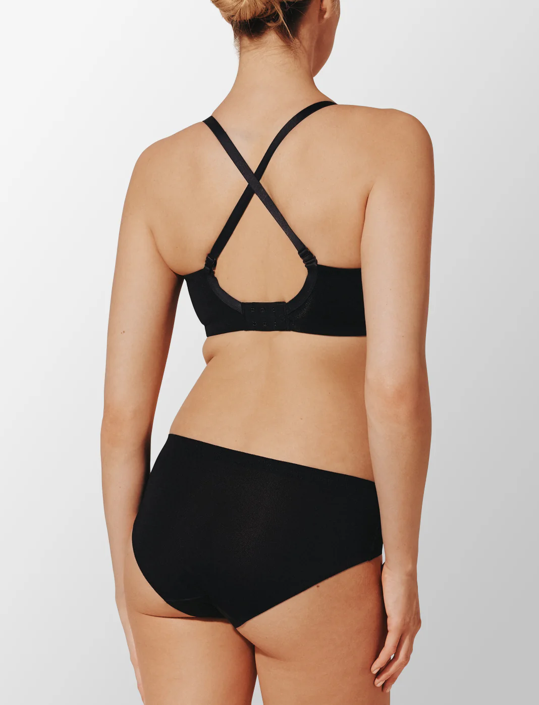 Thermoregulating TempSync™ Wireless Scoop Bra - Image 5