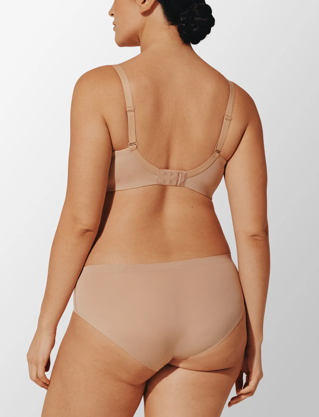 Thermoregulating TempSync™ Wireless Scoop Bra - Image 3