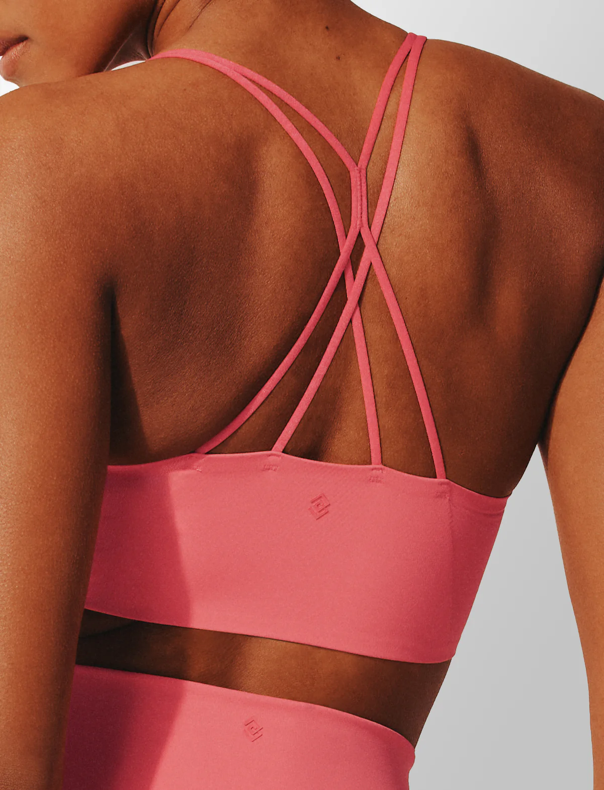 Thermoregulating TempSync™ Pullover Sports Bra - Image 5