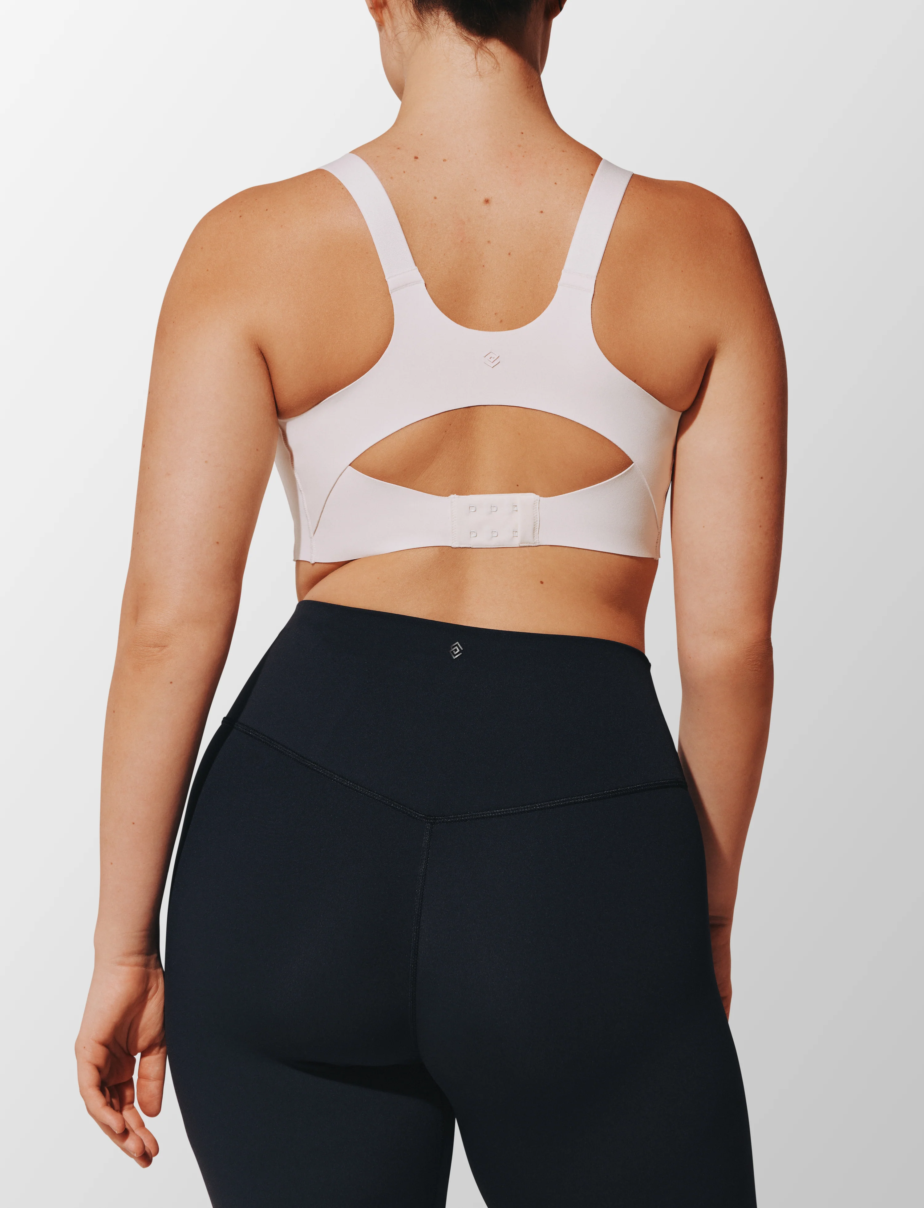 TempSync™ Adjustable Sports Bra - Image 4