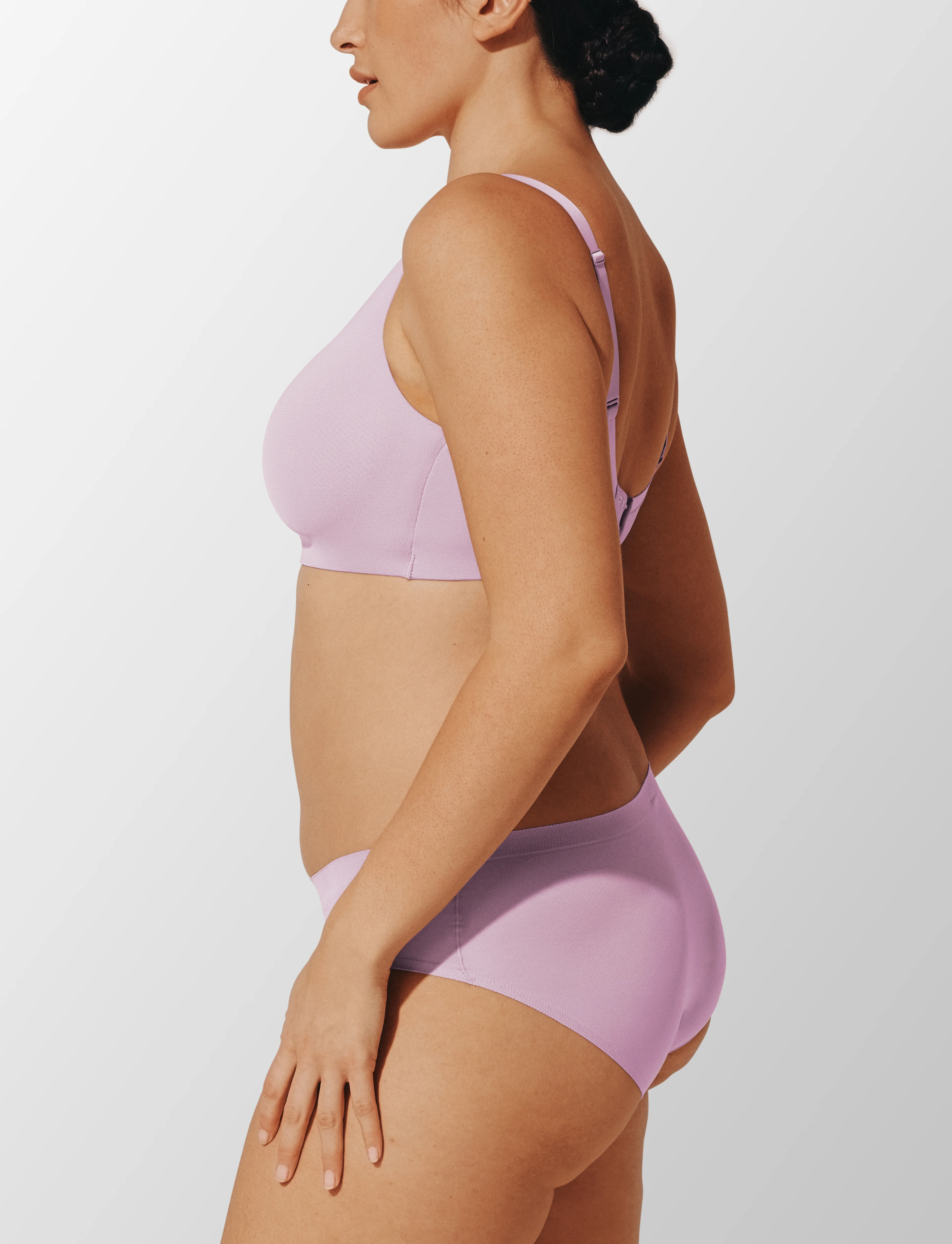 Thermoregulating TempSync™ Wireless Scoop Bra - Image 3