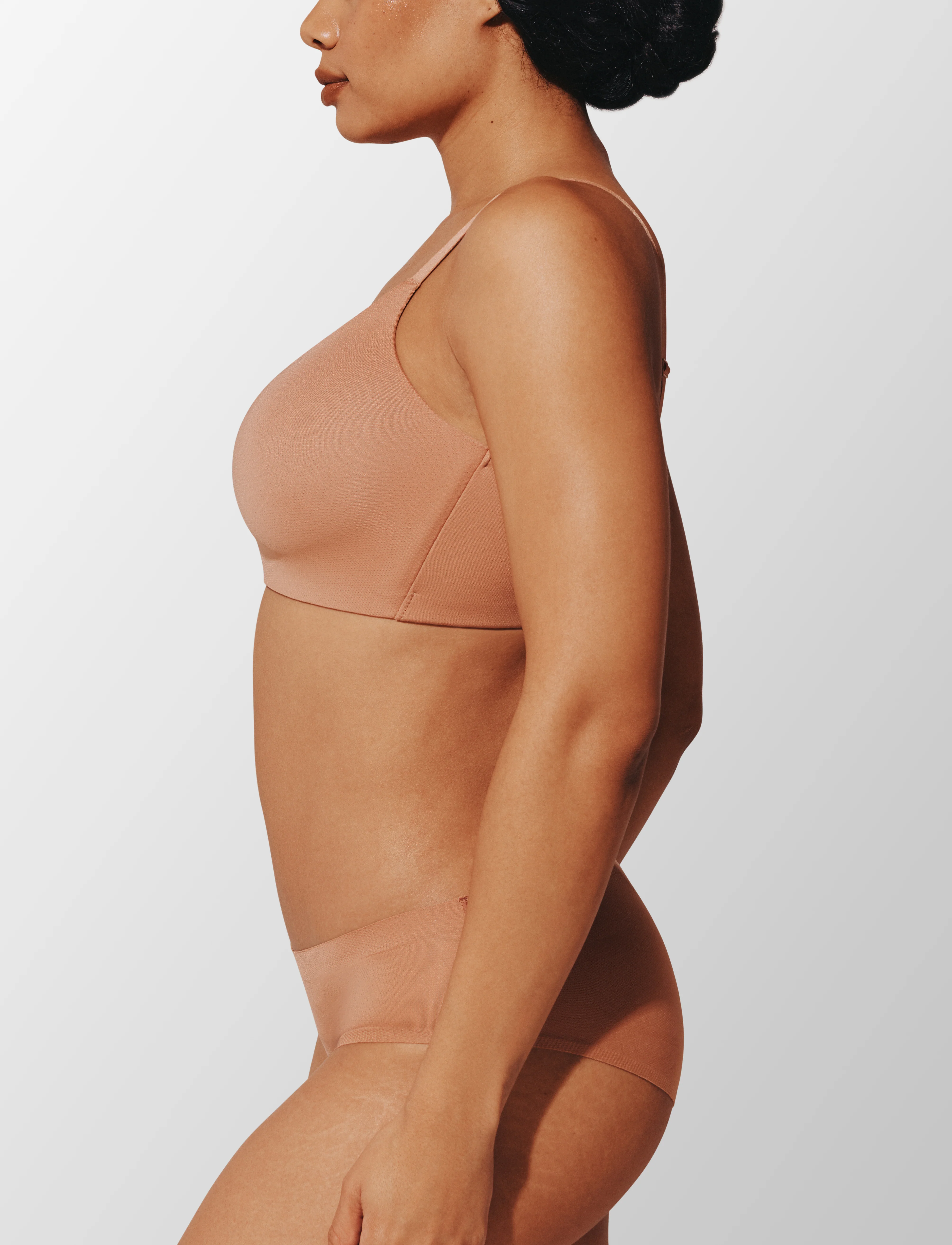 Thermoregulating TempSync™ Wireless Scoop Bra - Image 3